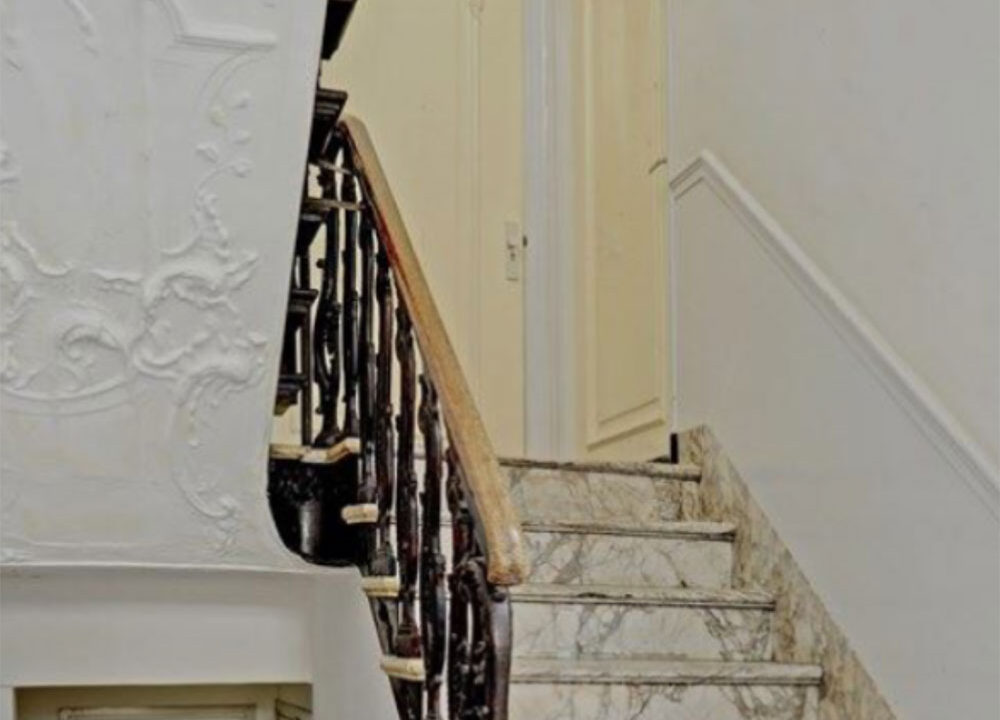 Herengracht apartments amsterdam hallway building
